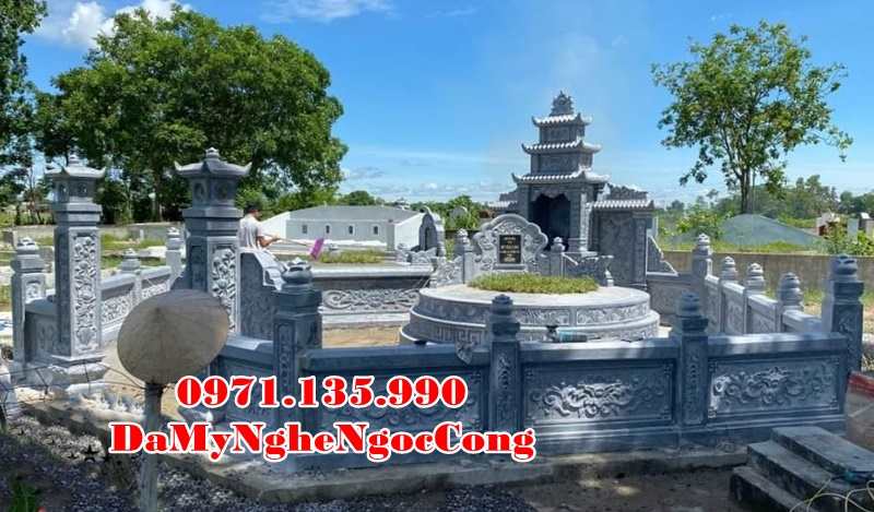 Kon Tum Mẫu khuôn viên lăng mộ đá xanh rêu đẹp bán tại Kon Tum - gia đình dòng h-image-3