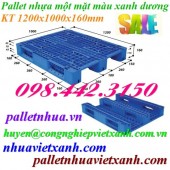 Pallet nhựa xanh 1200x1000x160mm giá rẻ call 0984423150 Huyền