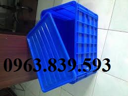 Hộp nhựa, thùng nhựa đa năng chở hàng sau xe máy, thùng nhựa có nắp-image-3, Trần Thanh Loan